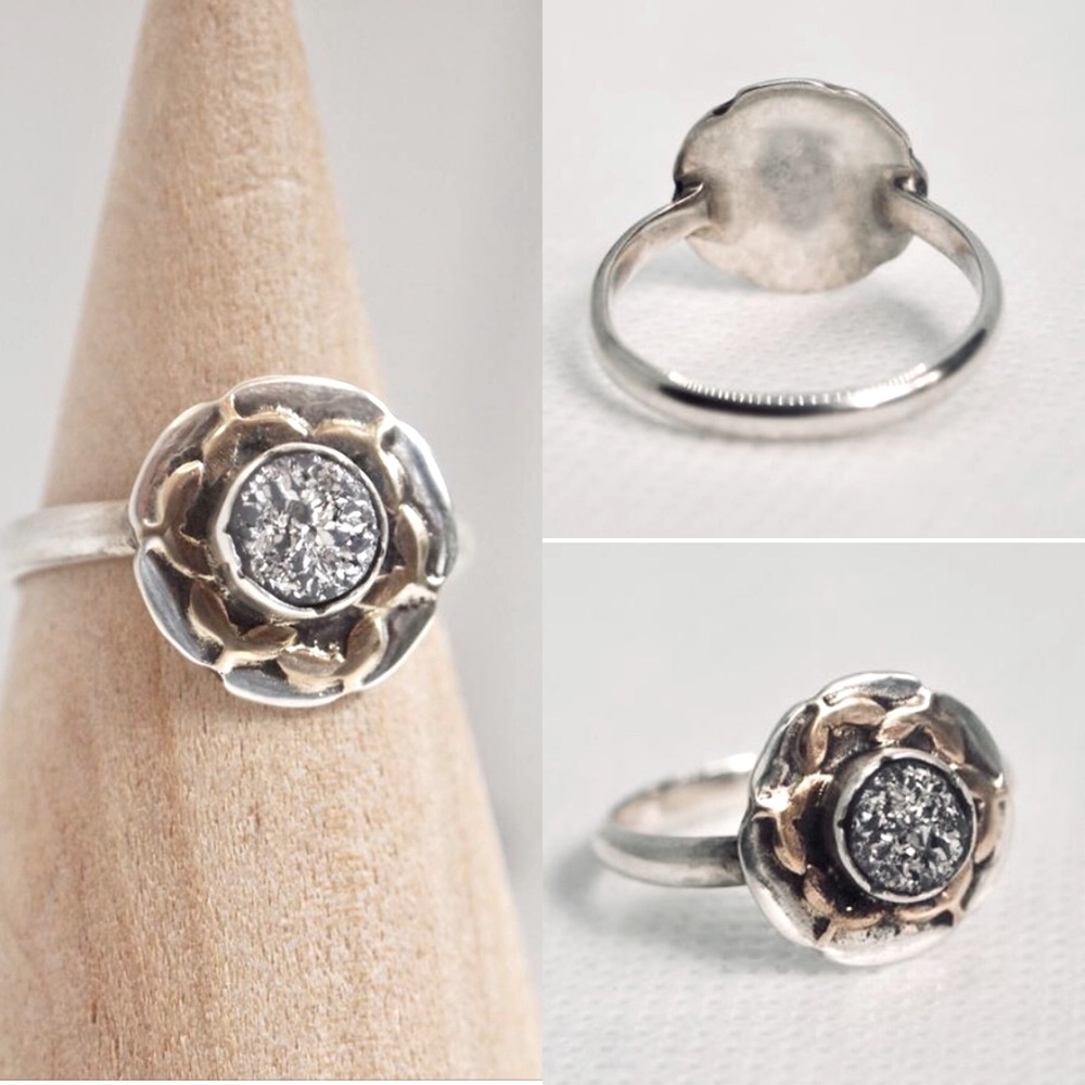 ❤️SOLD❤️Sterling Silver, Druzy, Flower ring